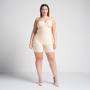 SKIMS SKIMS Zoned Core Sculpt  BODY UNDERWIRE MID THIGH BODYSUIT NWT Sand size S
